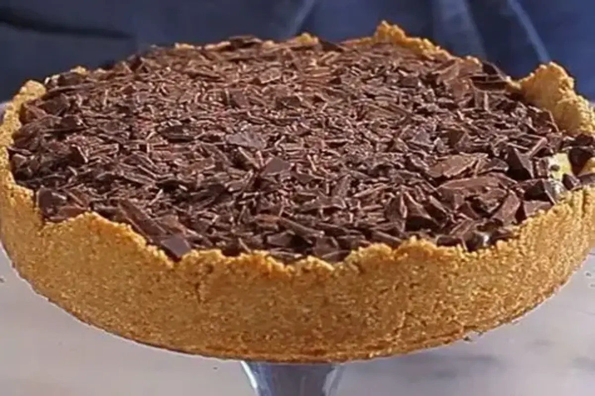 Descubra o Sabor Irresistível da Torta Trufada de Chocolate Mistura